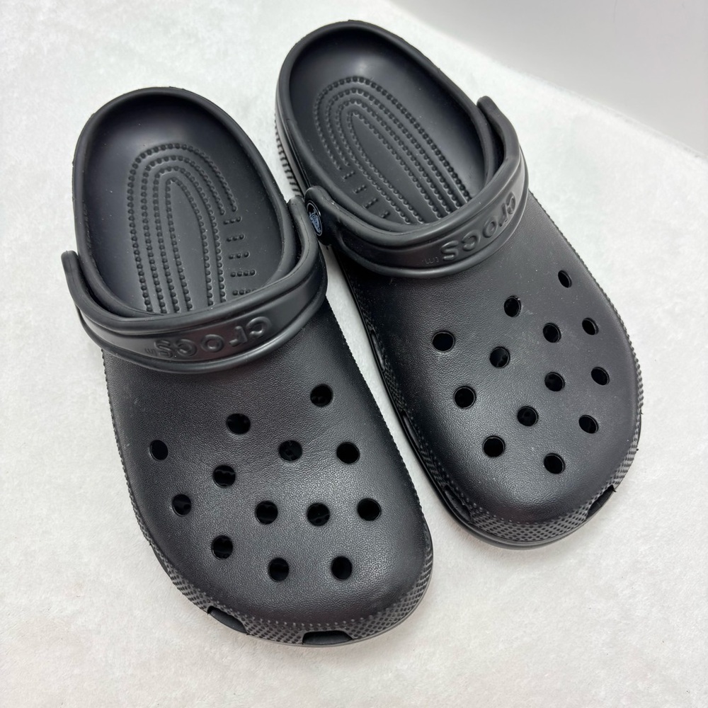 Crocs Classic Clogs Black Mens‎ Size 5Women’s Size 7